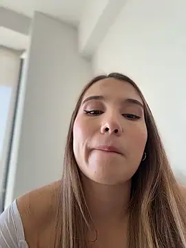 SophieRaily  online show from January 2026 08:34:02 PM