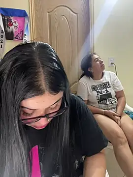 alissonfernandez  online show from March 2026 12:24:02 PM