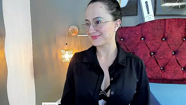 Snapshot of angela_nix chatting on June 2026 03:29:01 PM angela nix online show from June 2026 03:29:01 PM