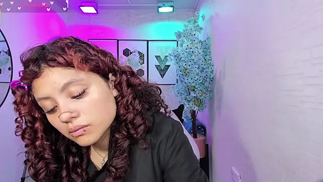 Theia moon online show from April 2026 01:06:02 PM