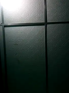 jaflores31 online show from April 2026 03:44:02 AM