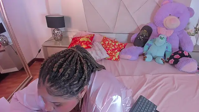 RAVENDIPAUL online show from December 2024 10:16:02 PM