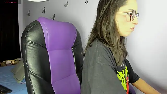 aiko mori online show from April 2026 09:42:01 PM