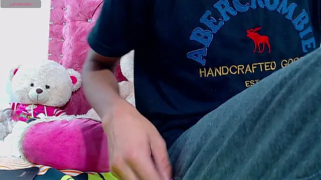 Snapshot of BIG_cockpether chatting on January 2025 07:11:01 PM BIG cockpether online show from January 2025 07:11:01 PM