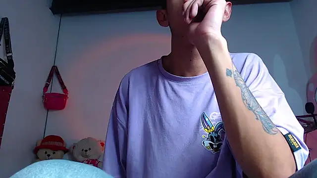 Snapshot of BIG_cockpether chatting on February 2025 01:55:01 PM BIG cockpether online show from February 2025 01:55:01 PM