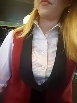 Snapshot of SUSELLAM1 chatting on December 2024 01:17:01 PM SUSELLAM1 online show from December 2024 01:17:01 PM