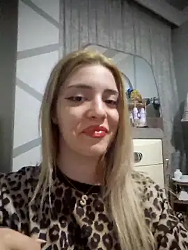 Snapshot of SUSELLAM1 chatting on February 2025 07:48:02 PM SUSELLAM1 online show from February 2025 07:48:02 PM