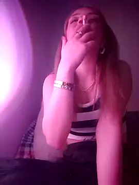 Snapshot of SUSELLAM1 chatting on March 2025 07:22:01 PM SUSELLAM1 online show from March 2025 07:22:01 PM