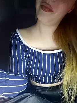 Snapshot of SUSELLAM1 chatting on February 2026 09:19:02 PM SUSELLAM1 online show from February 2026 09:19:02 PM