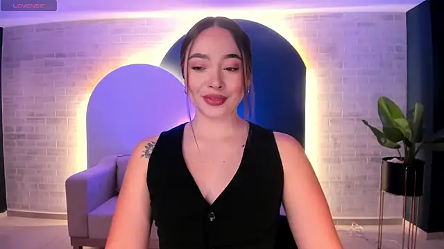 AlinaKravitz online show from February 2026 12:01:02 PM