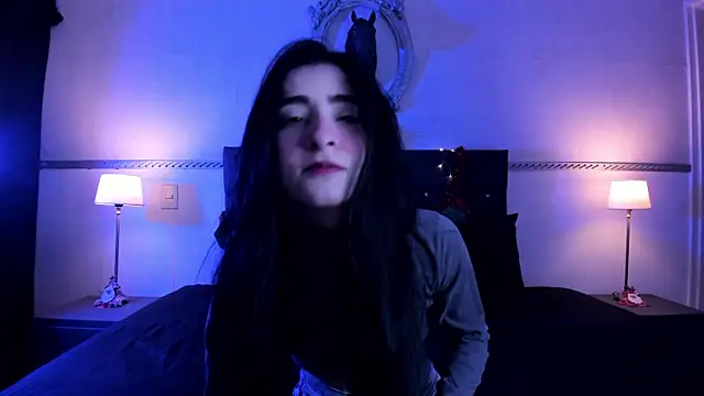 RomeroMoon online show from December 2024 01:06:02 PM