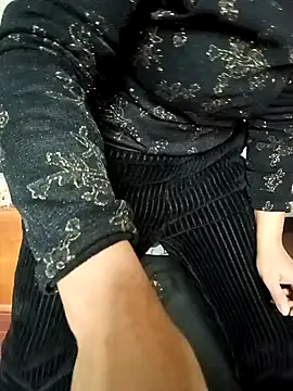 miaomiao520 online show from December 2024 05:53:02 AM