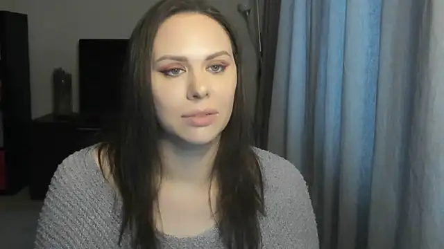 MollyCheiz online show from March 2026 02:33:01 PM