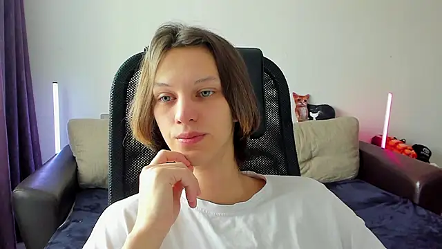 Ostin meow online show from March 2026 08:50:02 AM