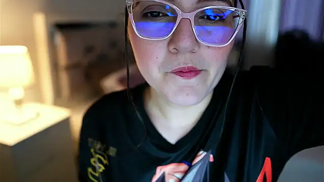 Camilaa bueno online show from February 2026 10:33:01 PM