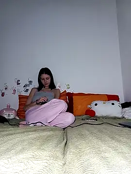 ella grays online show from March 2026 06:35:02 PM