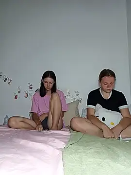 Snapshot of ella_grays chatting on July 2026 04:09:01 PM ella grays online show from July 2026 04:09:01 PM