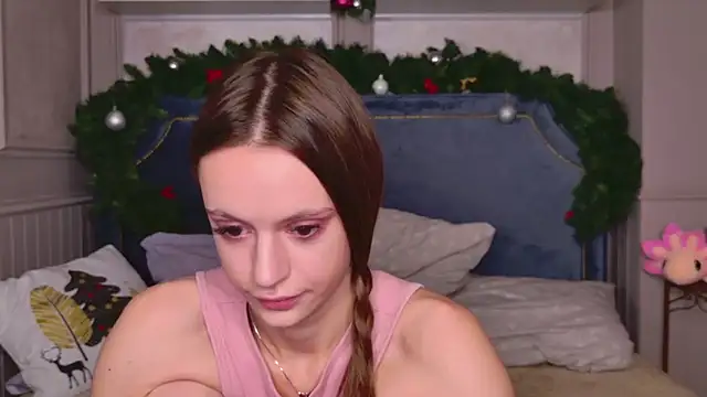 RebeccaMartons online show from January 2025 04:04:01 AM