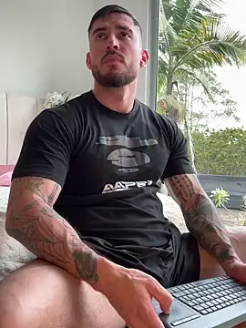 DimitriSullivan  online show from April 2026 02:51:01 PM