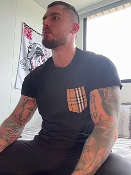 Snapshot of DimitriSullivan_ chatting on May 2026 02:33:01 PM DimitriSullivan online show from May 2026 02:33:01 PM