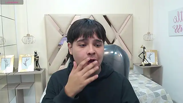 AndrewPherson online show from January 2025 01:52:02 PM