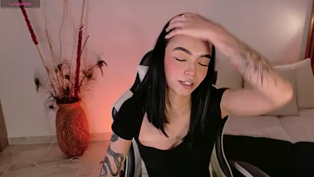 AnabelWolf online show from March 2026 04:11:02 PM