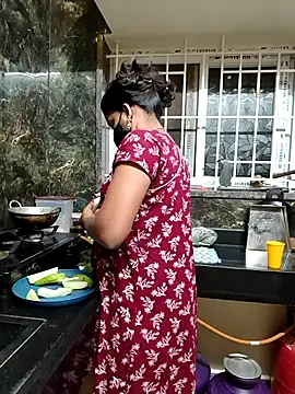 Tamil Shalini Lustyy online show from December 2025 11:12:02 PM