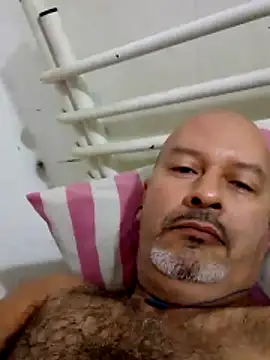 Snapshot of Juan_45 chatting on June 2026 01:24:02 PM Juan 45 online show from June 2026 01:24:02 PM