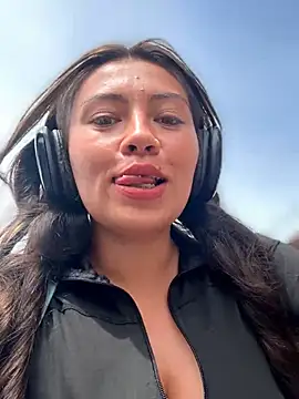 LIZ-06  online show from April 2026 02:28:02 PM