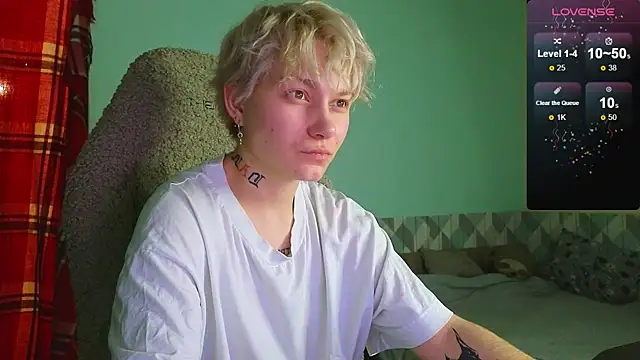 esajukyy online show from December 2024 06:16:02 PM