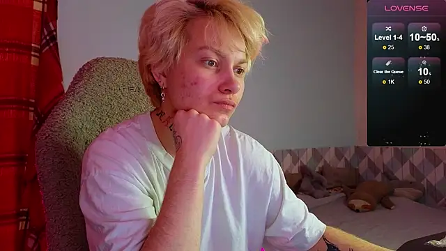 esajukyy online show from February 2025 06:05:01 PM