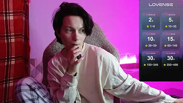 esajukyy online show from November 2025 10:26:01 AM