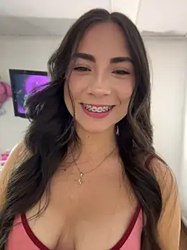 Snapshot of Melody_04 chatting on July 2026 11:11:01 PM Melody 04 online show from July 2026 11:11:01 PM