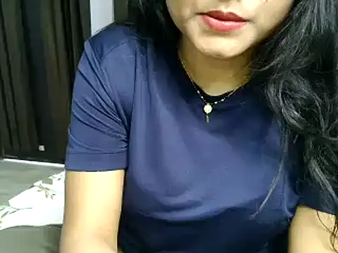 Snapshot of Hritvika chatting on February 2026 11:18:01 AM Hritvika online show from February 2026 11:18:01 AM