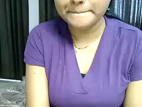 Snapshot of Hritvika chatting on February 2026 06:45:02 AM Hritvika online show from February 2026 06:45:02 AM