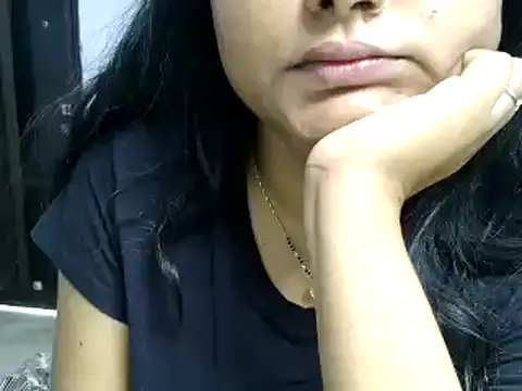 Snapshot of Hritvika chatting on February 2026 04:13:02 AM Hritvika online show from February 2026 04:13:02 AM