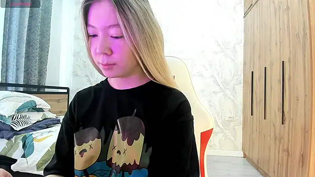 Babby Rabbit online show from April 2026 10:07:01 AM