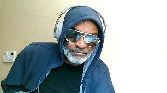 sinnernoir online show from March 2026 02:23:02 PM