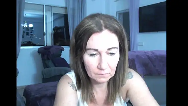 Snapshot of TamaraSweetxo chatting on June 2026 11:24:02 PM TamaraSweetxo online show from June 2026 11:24:02 PM