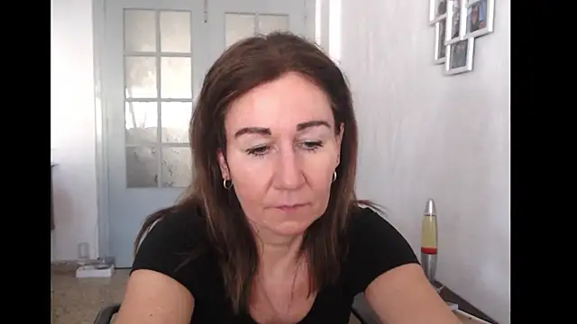 Snapshot of TamaraSweetxo chatting on June 2026 04:11:02 PM TamaraSweetxo online show from June 2026 04:11:02 PM