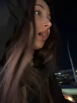 VelvetVixenI online show from March 2026 04:35:01 PM