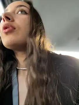 VelvetVixenI online show from April 2026 03:52:01 PM