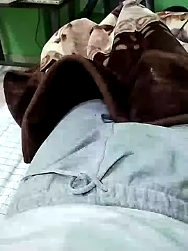 Snapshot of KUKU69XX chatting on December 2024 06:06:02 PM KUKU69XX online show from December 2024 06:06:02 PM