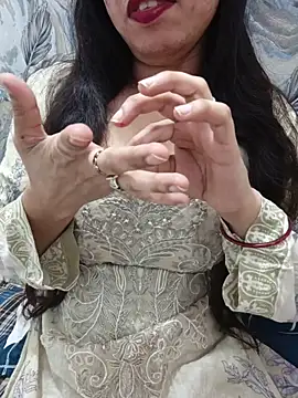 Snapshot of Haniya-143 chatting on June 2026 11:20:01 PM Haniya-143 online show from June 2026 11:20:01 PM
