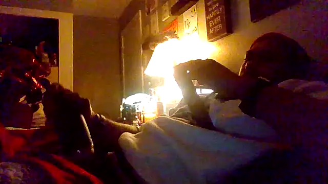 Snapshot of Creationmonster0 chatting on January 2026 05:18:01 PM Creationmonster0 online show from January 2026 05:18:01 PM