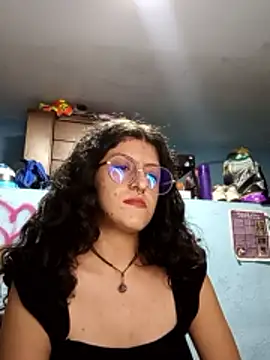 Snapshot of LoveElectra chatting on April 2026 12:44:01 AM LoveElectra online show from April 2026 12:44:01 AM