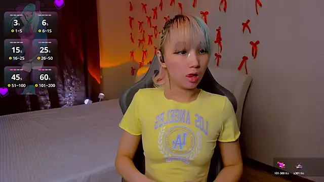 Milla Aheo online show from April 2026 01:01:02 PM