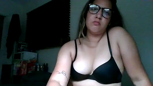 naughtynadia0502 online show from April 2026 03:40:02 AM