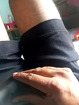 Smarterboytravel online show from September 2025 04:23:02 AM