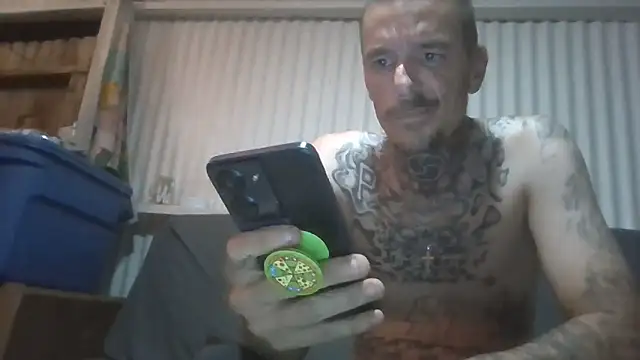 DaddyDifferent online show from May 2026 08:29:01 AM